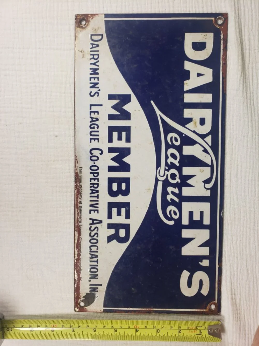 Vintage Dairymen’s League Member Metal Sign Farmhouse Dairy Advertising Decor - Picture 5 of 5